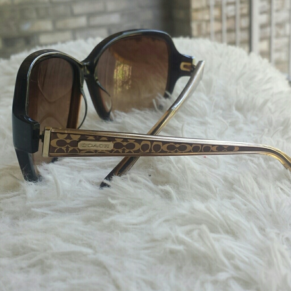 Like new coach brown sun glasses
